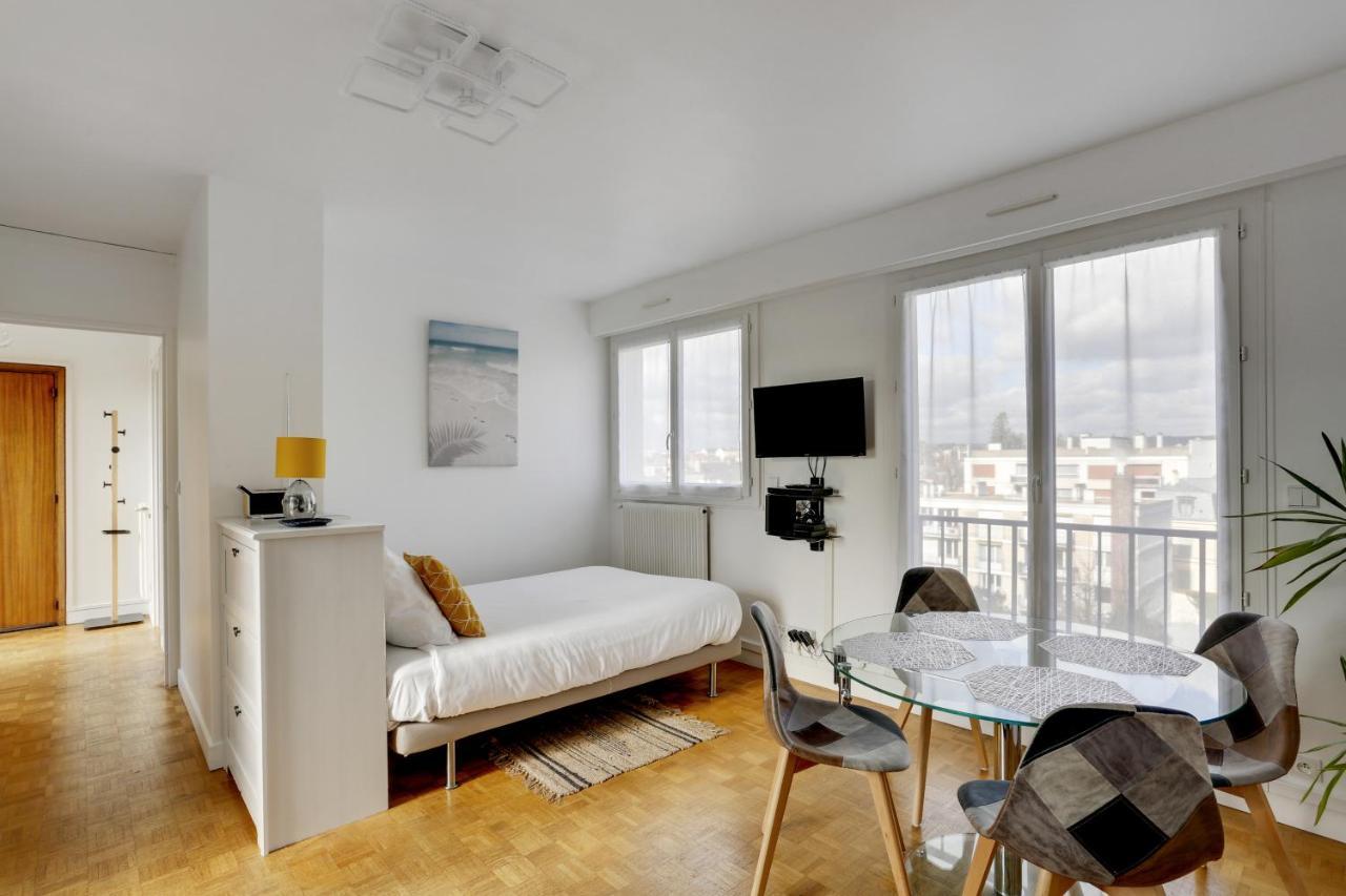 Le Nid Du Roi - Appartement Terrasse - Версаль Экстерьер фото